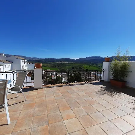 アパート Avanel *