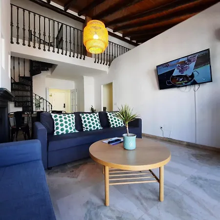 アパート Avanel ロンダ