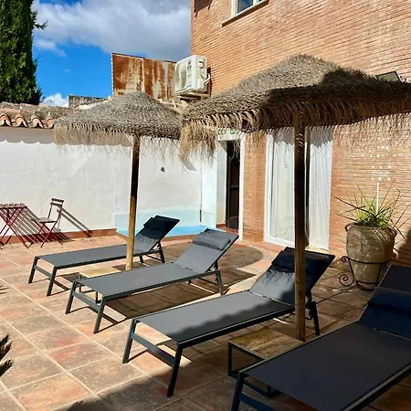 アパート Avanel *