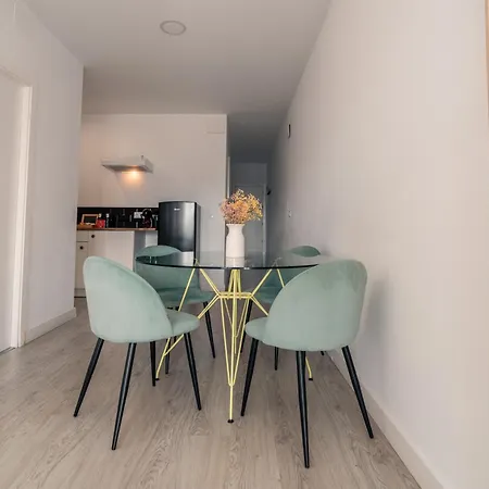 Avanel Boutique Apartments * 龙达