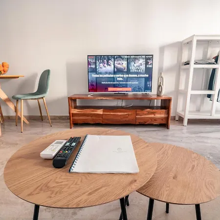 アパート Avanel ロンダ