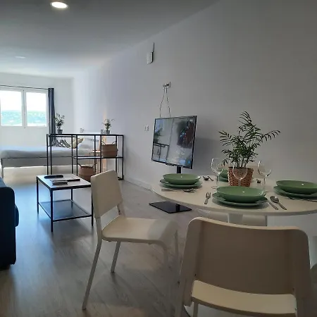 Avanel Apartment *