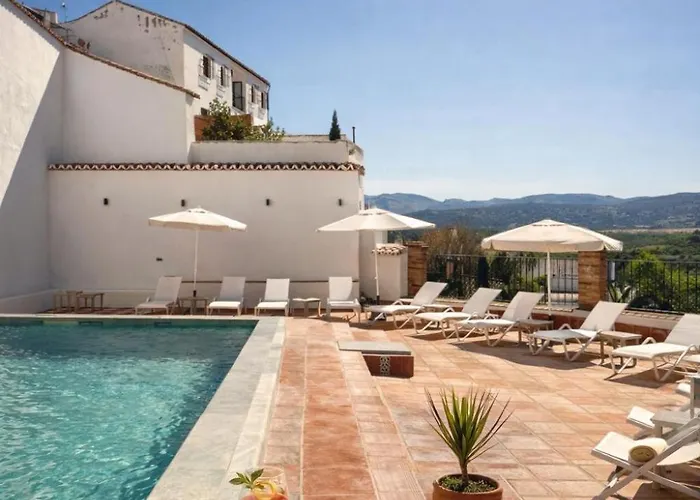 Avanel Boutique * Ρόντα